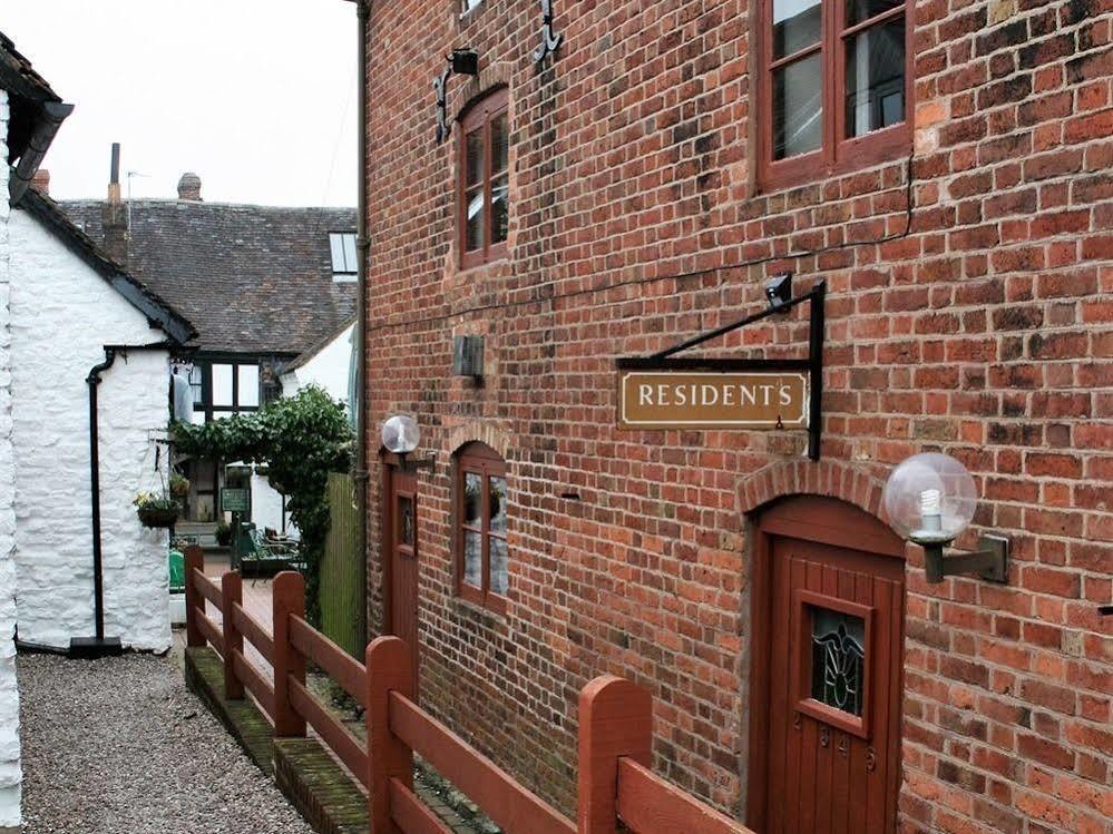 The Talbot Inn Much Wenlock Exterior foto